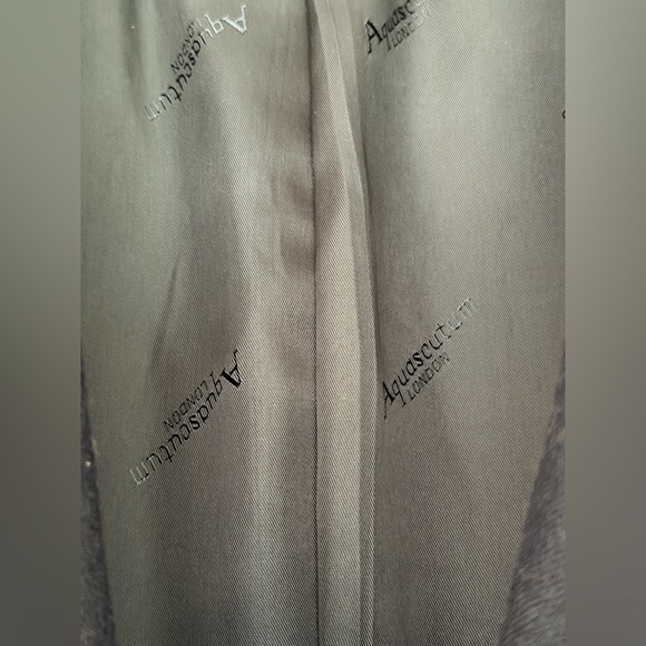 AQUASCUTUM custom tailored vintage blazer. - Picture 3 of 11